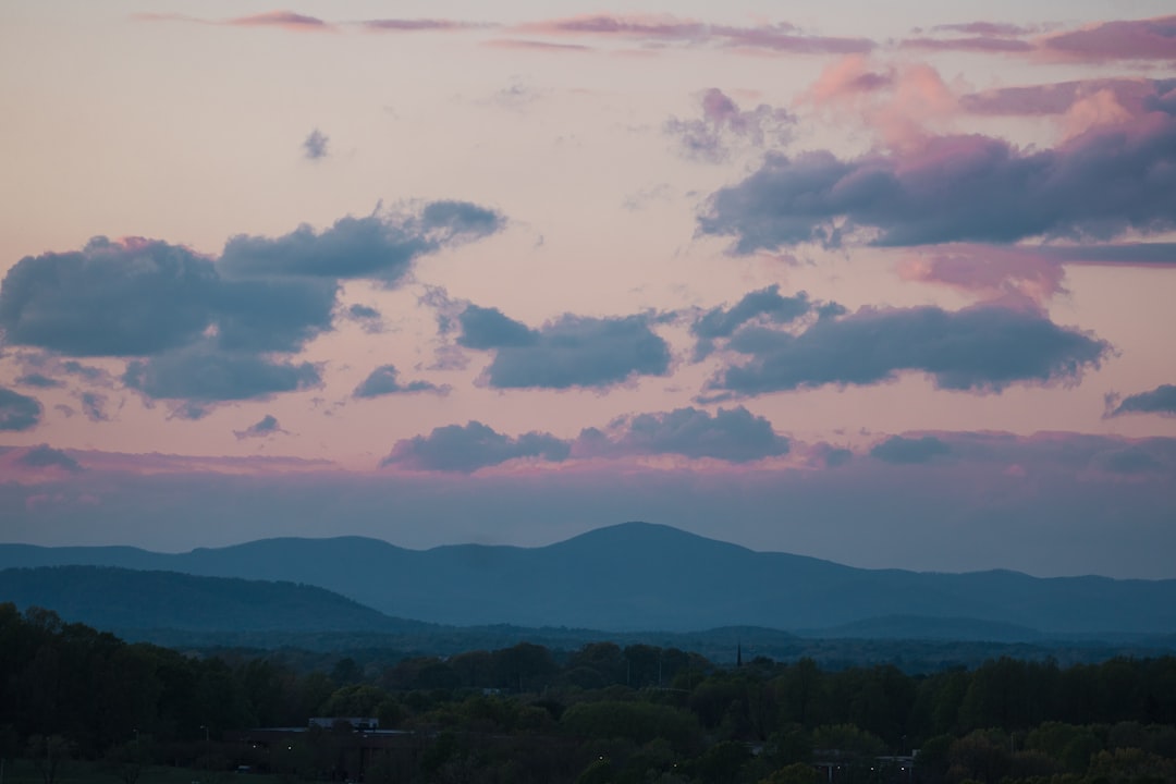 Blue Ridge mountain overlook in Loudoun County